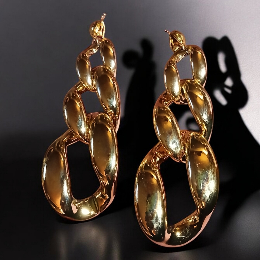 Gold Chunky Chain Earrings giant Clip ons